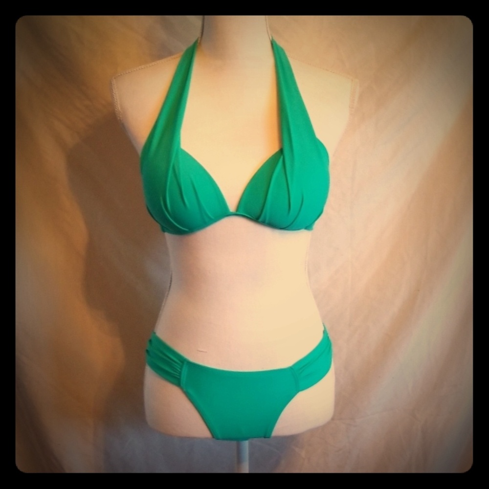 Push up 2pc Bikini - Picture 1 of 6